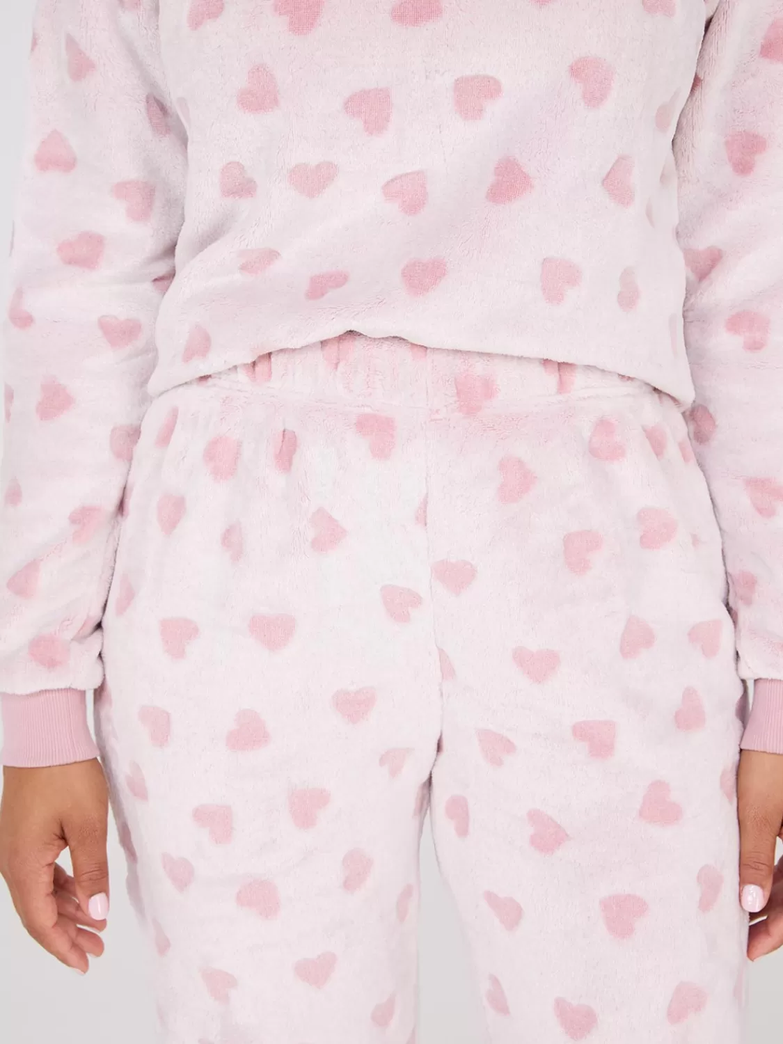 Suzy Shier Lounge & Pjs*Embossed Heart Pattern Plush Pajama Set