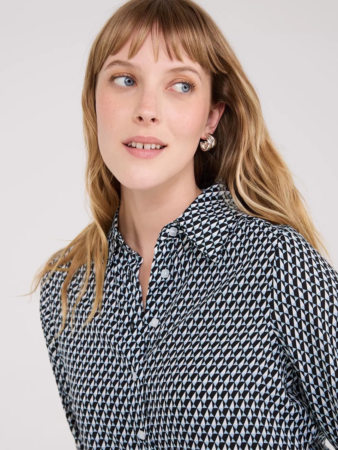 Suzy Shier Tops | Long Sleeve*Geo Print Crepe Chiffon Button-Front Blouse