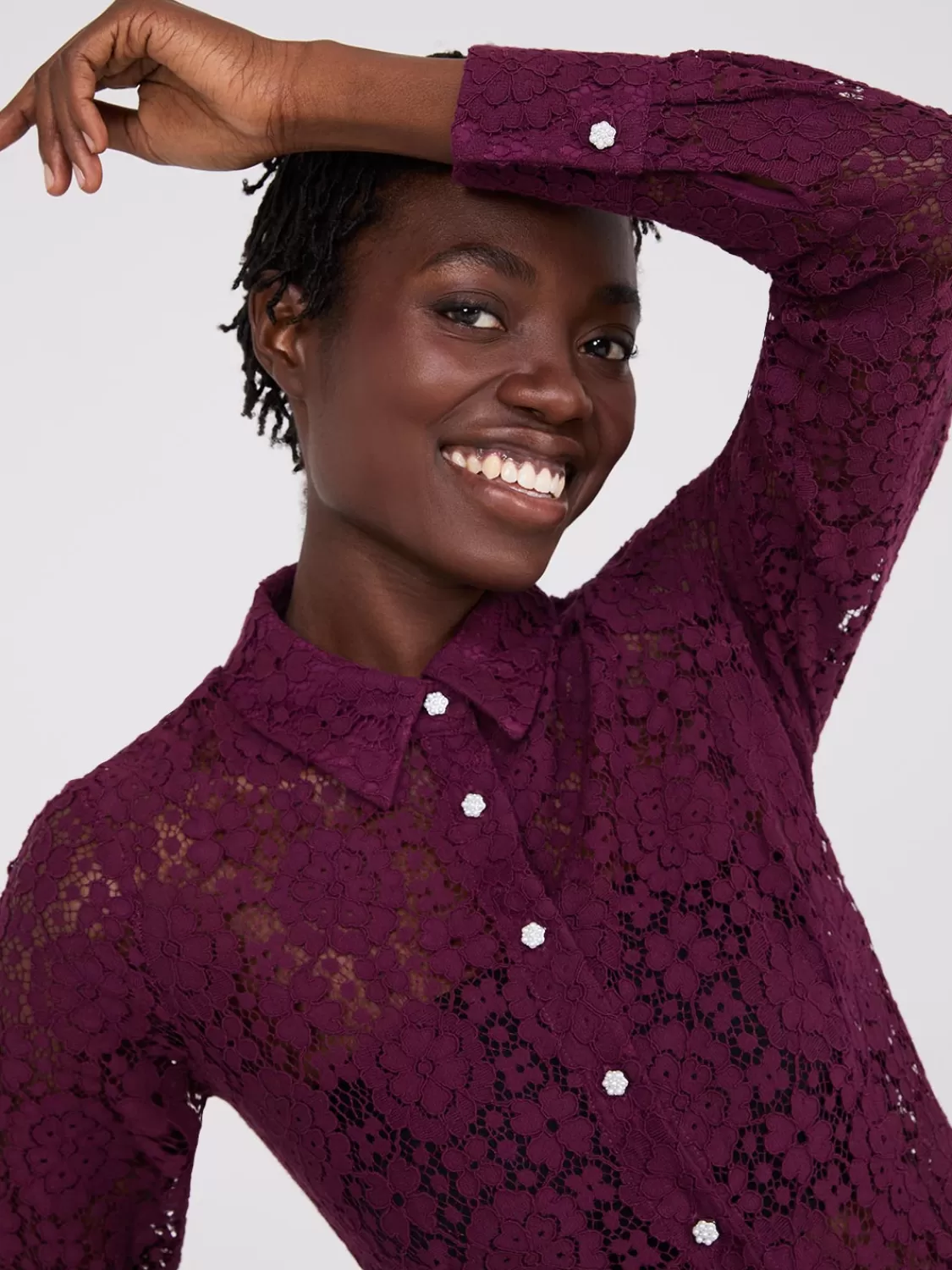 Suzy Shier Tops | Blouses*Lace Button-Front Fitted Blouse