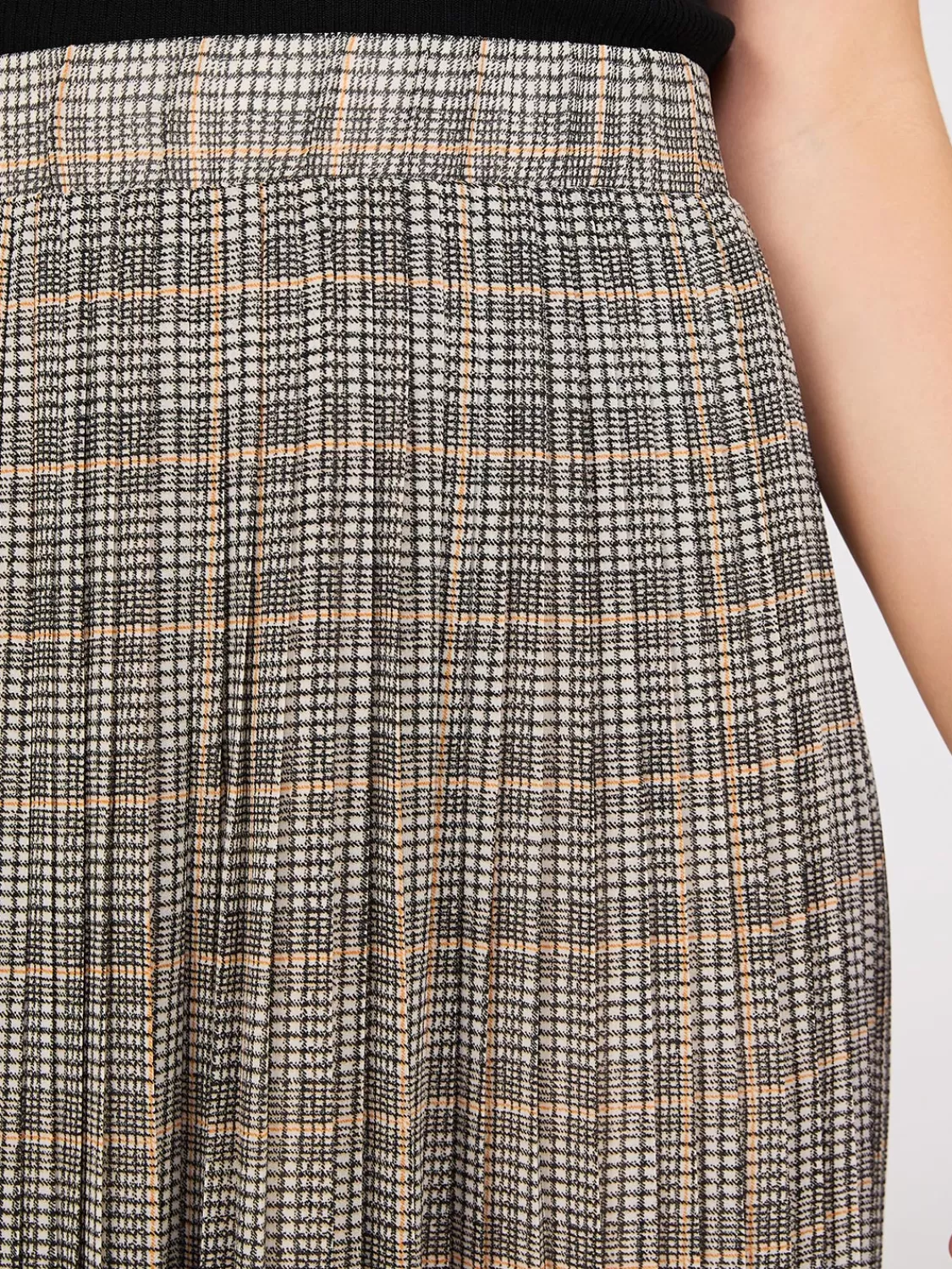 Suzy Shier Skirts*Plaid Pleated Chiffon Skirt