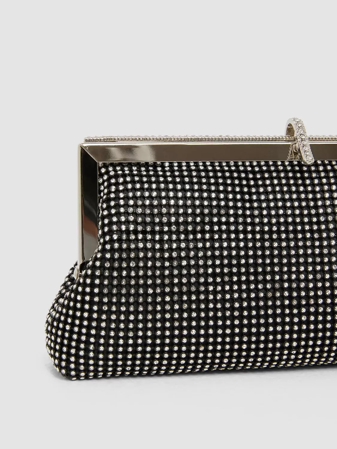 Suzy Shier Handbags By Le Château*Rhinestone Clutch With Chain Handle